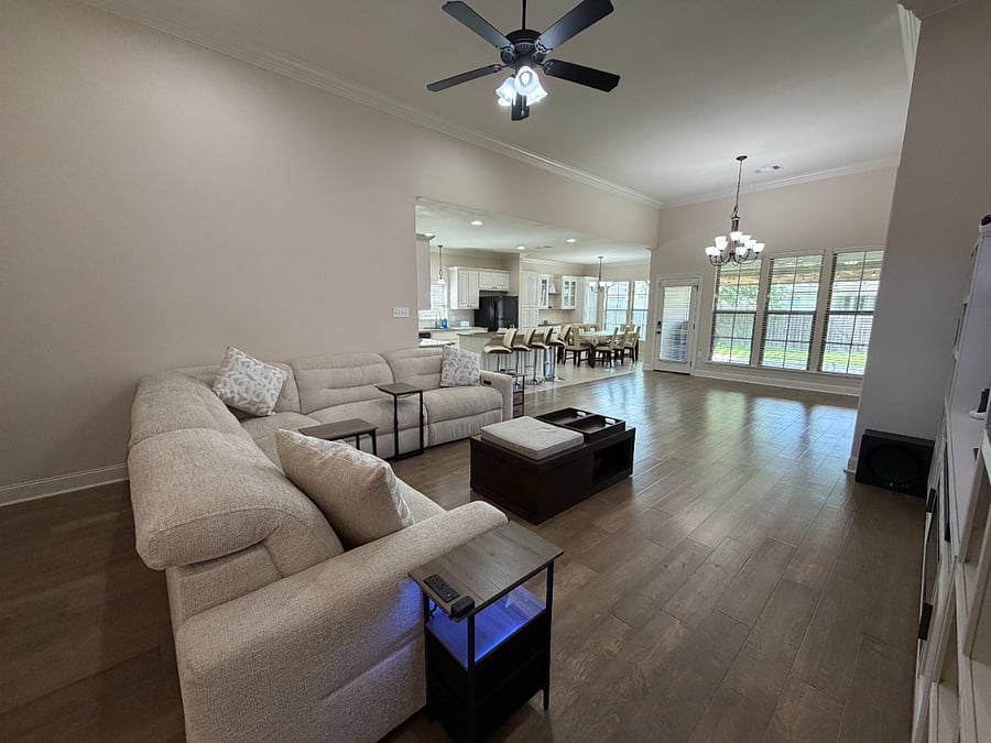 Furnished Finder property 1011436_1 photo 3