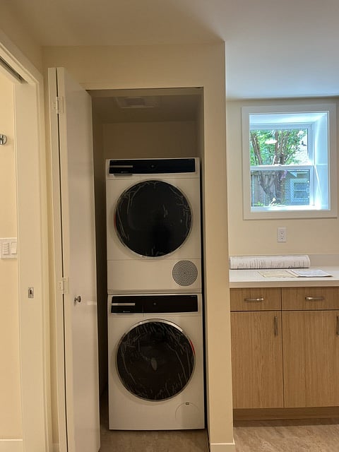 Furnished Finder property 1011458_1 photo 11