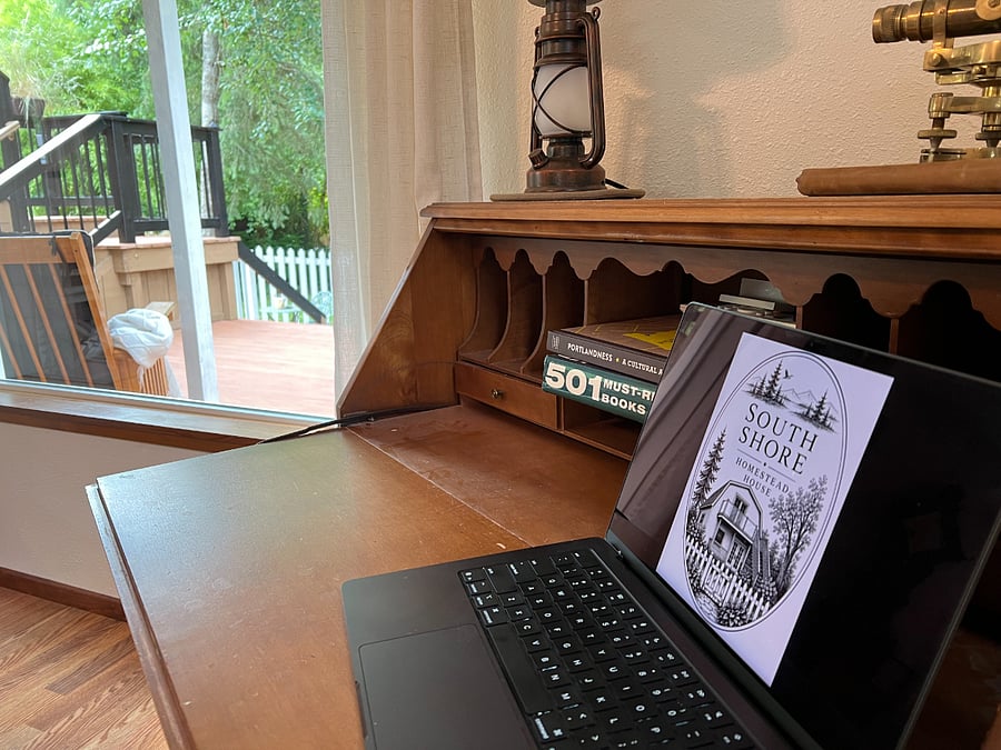 Main-level work space