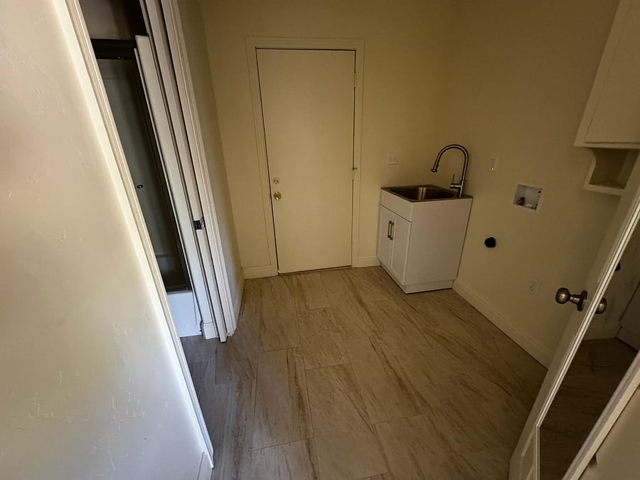Furnished Finder property 1011476_1 photo 16