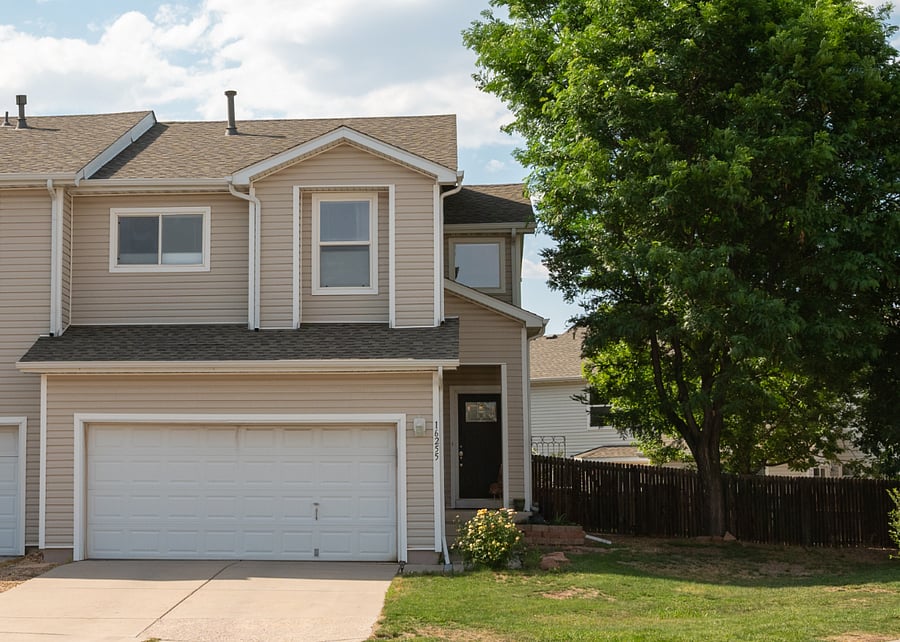 Paired townhome -only one wall is shared. Located on a cul de sac so low traffic. A Fenced in yard accessed from front gate or dining room sliding door.