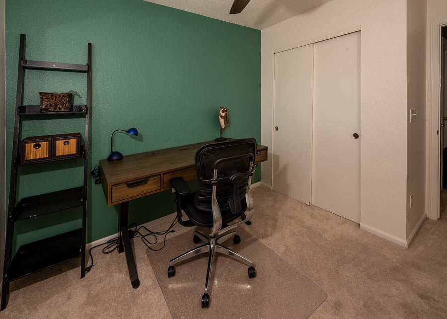Bedroom 3 / Office with sit stand desk and quality office chair