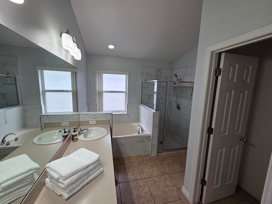 Furnished Finder property 1011582_1 photo 5
