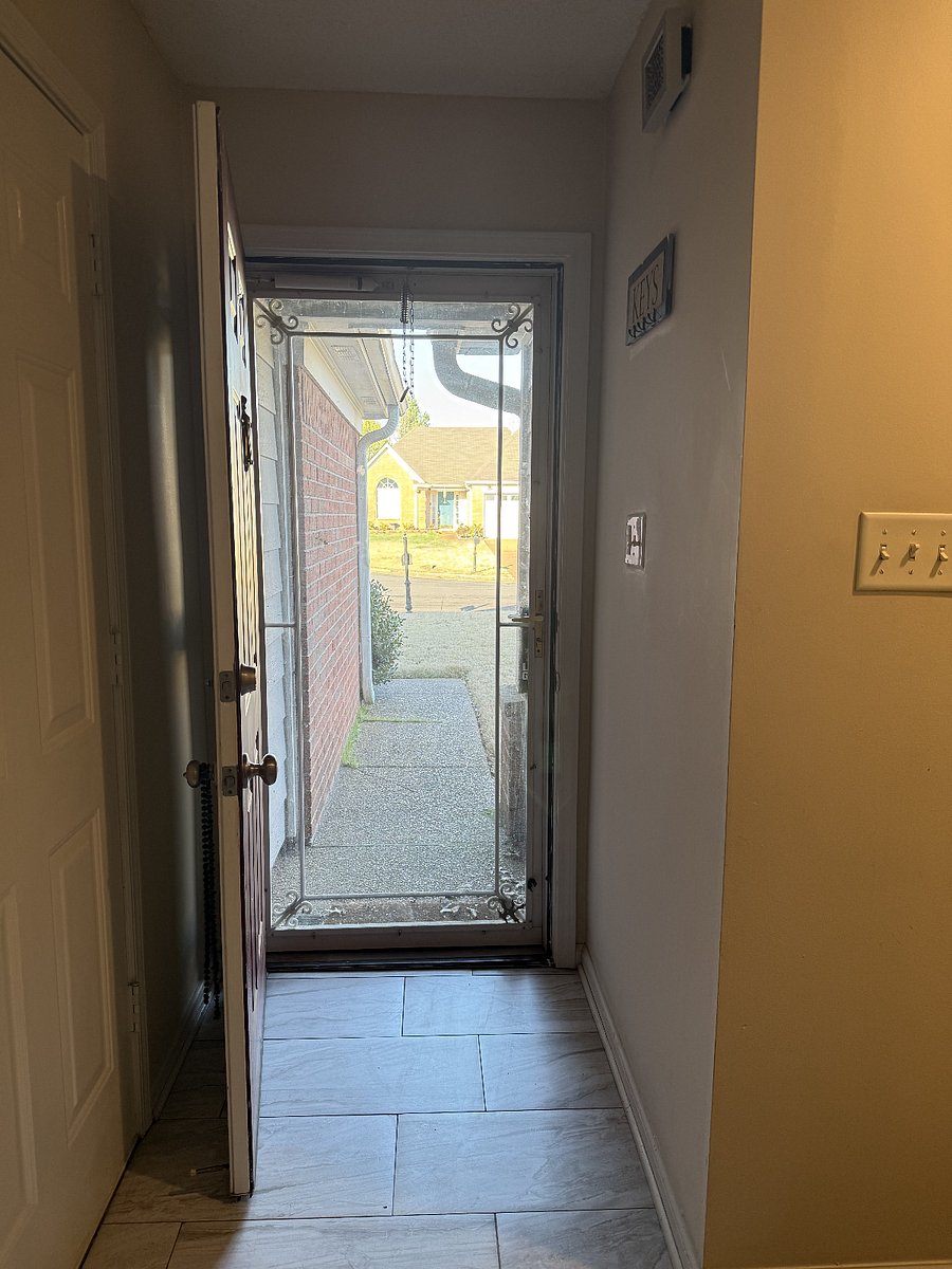 Furnished Finder property 1011584_1 photo 2