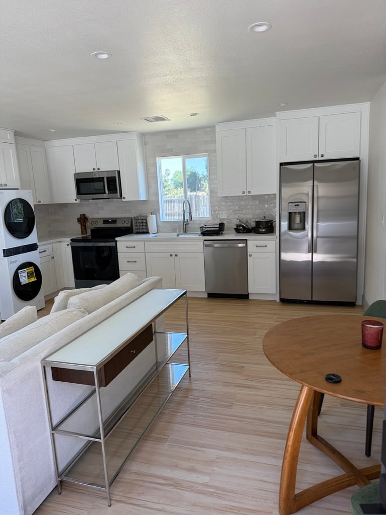 Furnished Finder property 1011602_1 photo 3