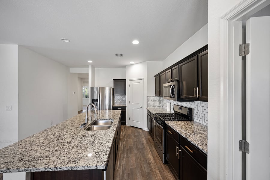 Furnished Finder property 1011640_1 photo 23