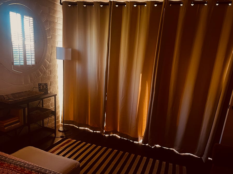 DARKENINING CURTAINS 