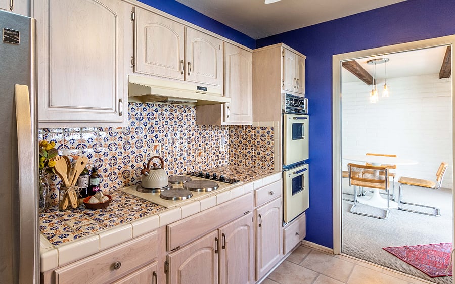 SHARED KITCHEN 