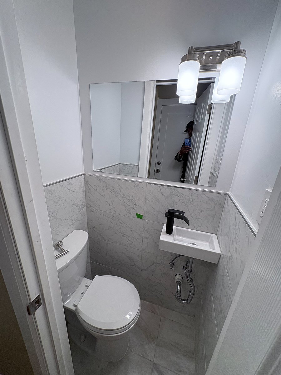 Toilet 1st leve