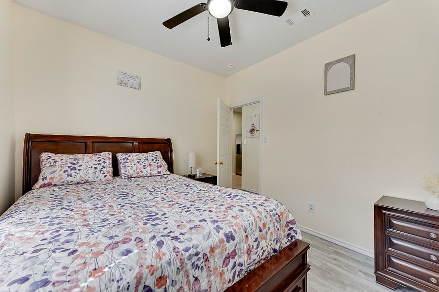 Furnished Finder property 1011653_1 photo 18