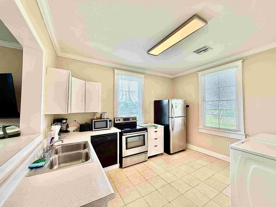 Furnished Finder property 1011671_1 photo 8