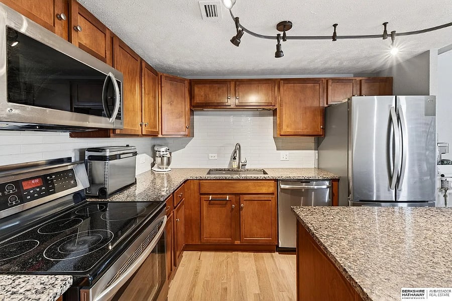 Furnished Finder property 1011672_1 photo 3