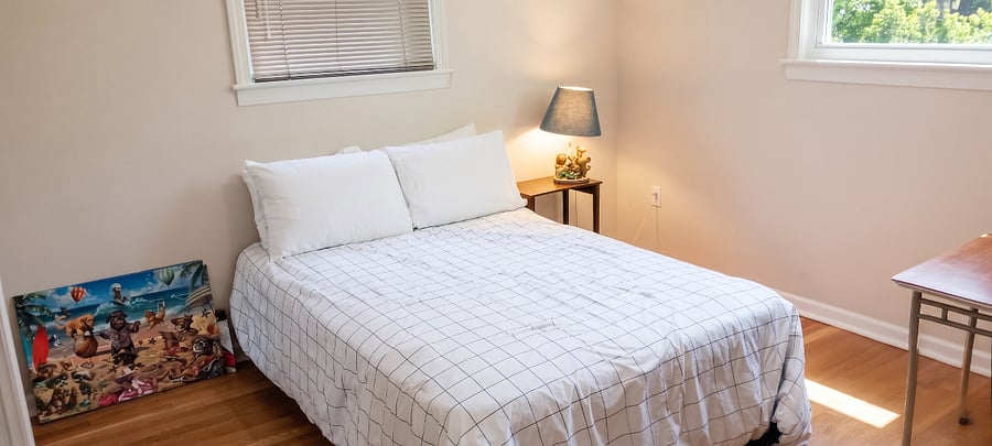 Queen bed
