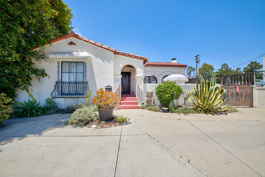 Furnished Finder property 1011727_1 photo 1