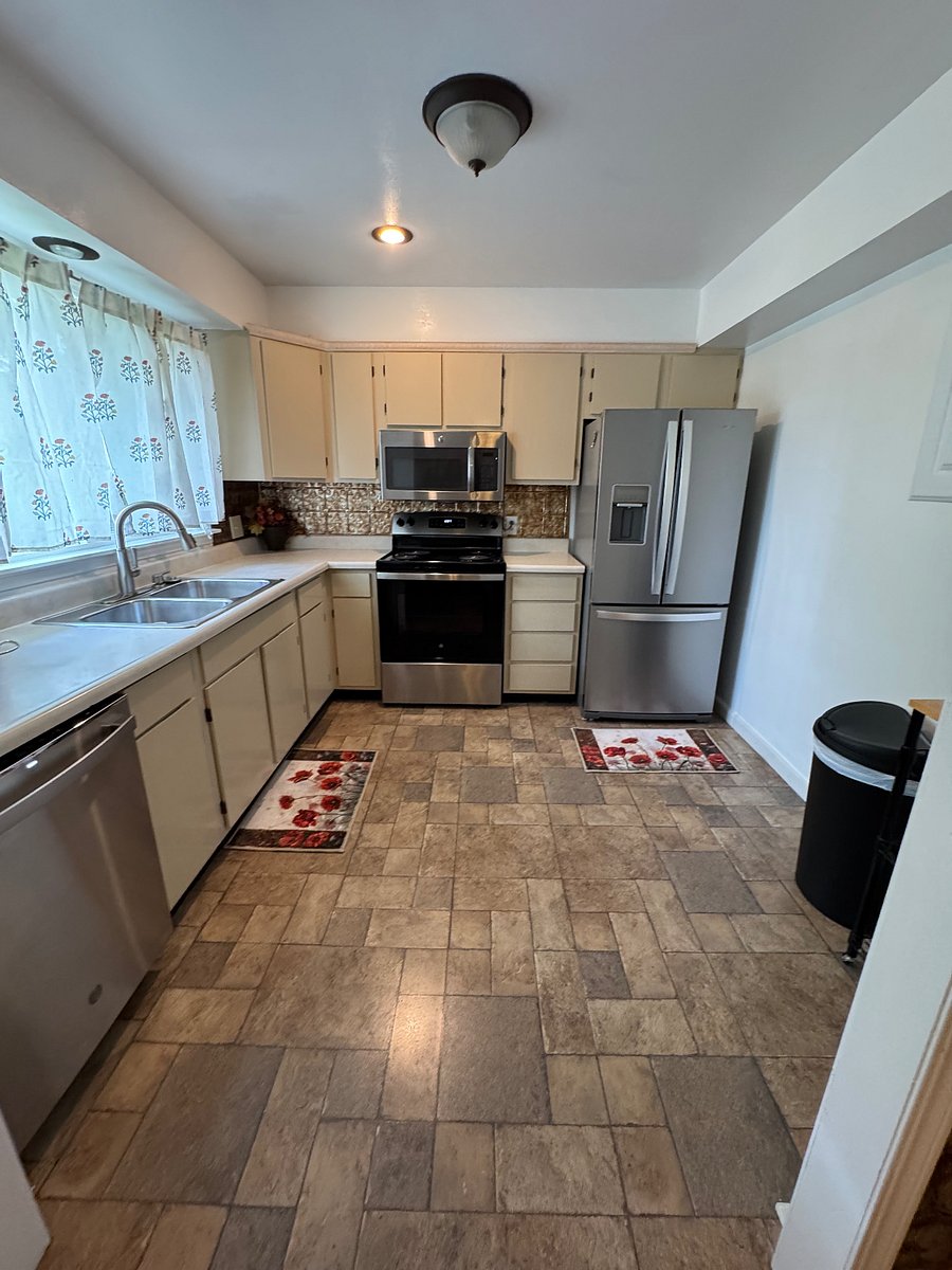 Furnished Finder property 1011737_1 photo 8