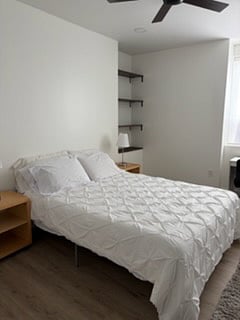 Master Bedroom Queen Bed