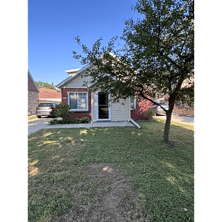 Newly remodeled, 2 BR, 2 Bath Single Family Home