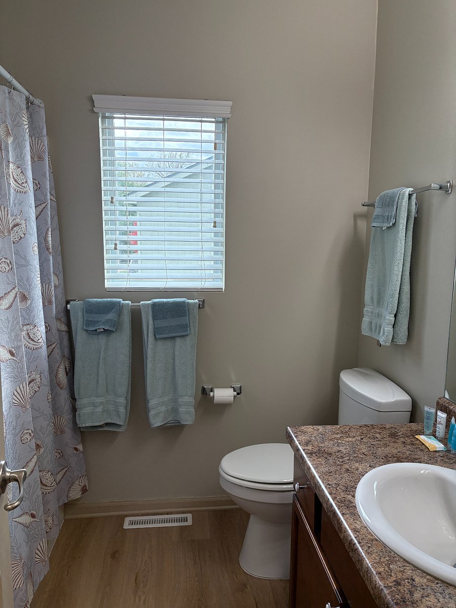 Furnished Finder property 1011772_1 photo 32