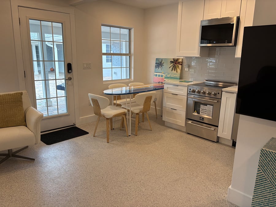 Dining/kitchen table.