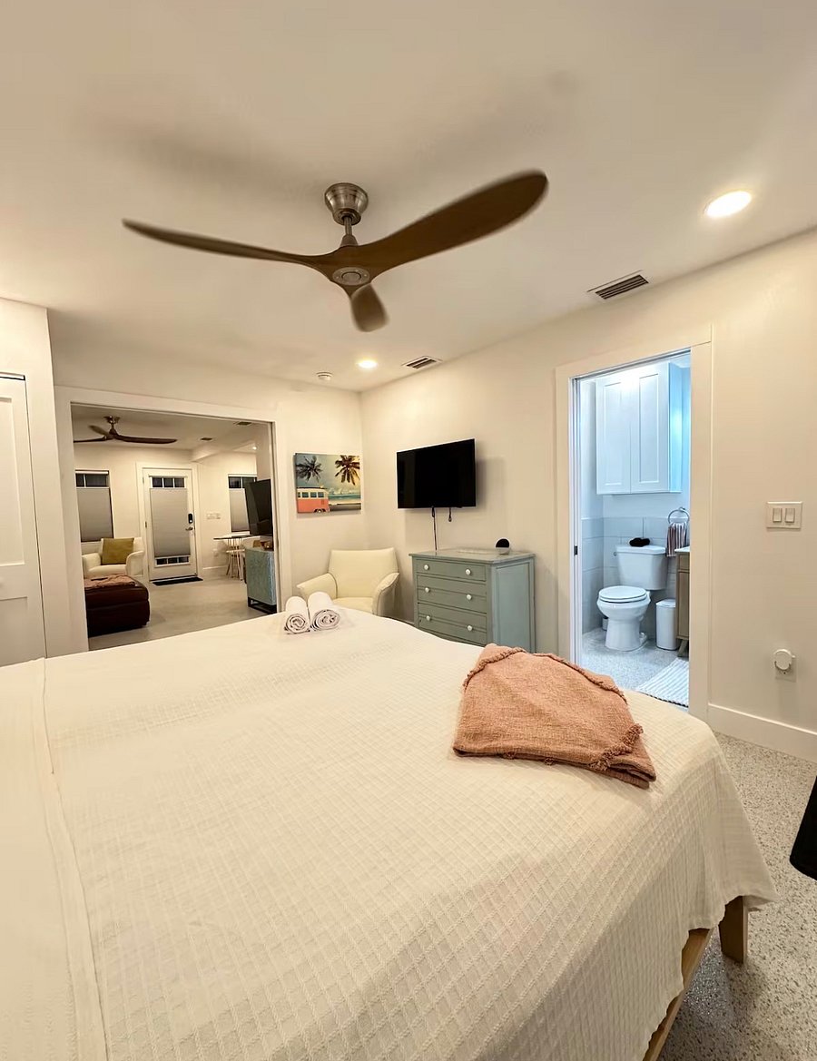 Bedroom! King BED