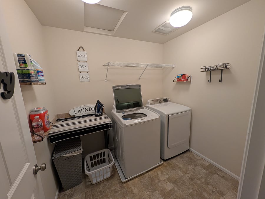 Furnished Finder property 1011820_1 photo 12