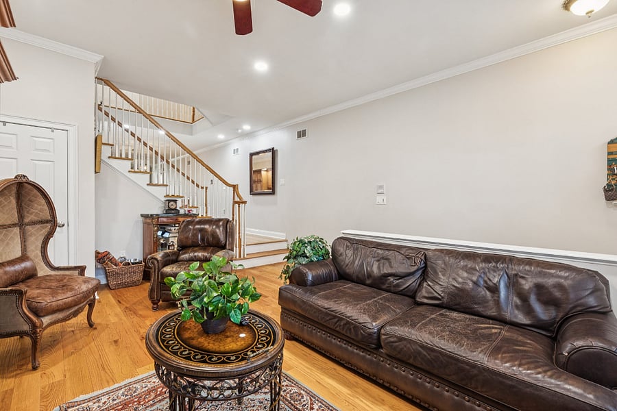 Furnished Finder property 1011847_1 photo 2