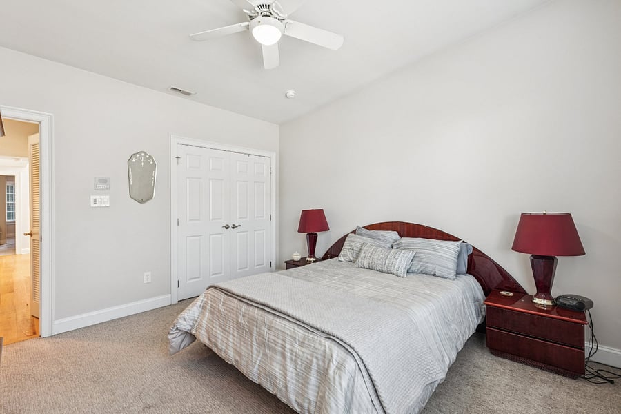 Furnished Finder property 1011847_1 photo 33