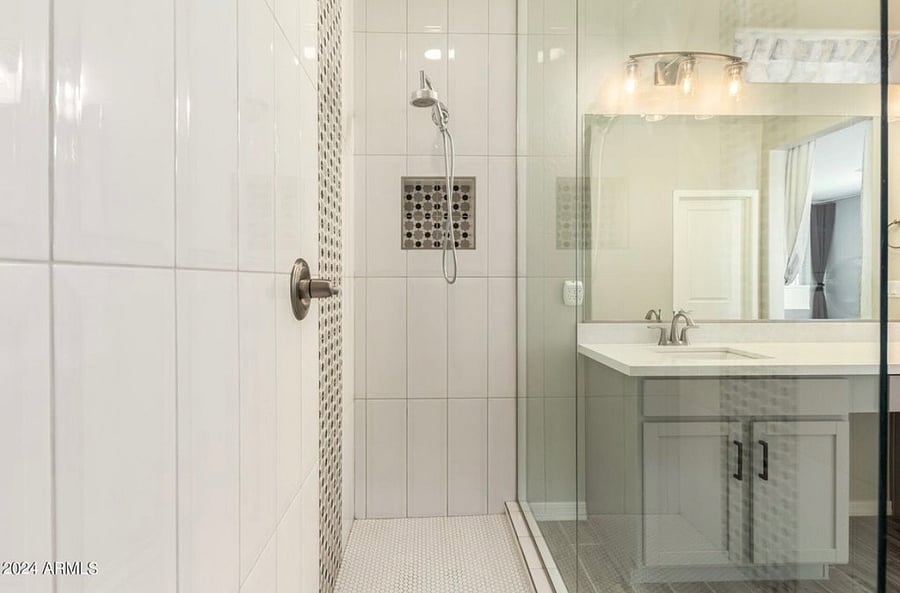 Furnished Finder property 1011864_1 photo 11