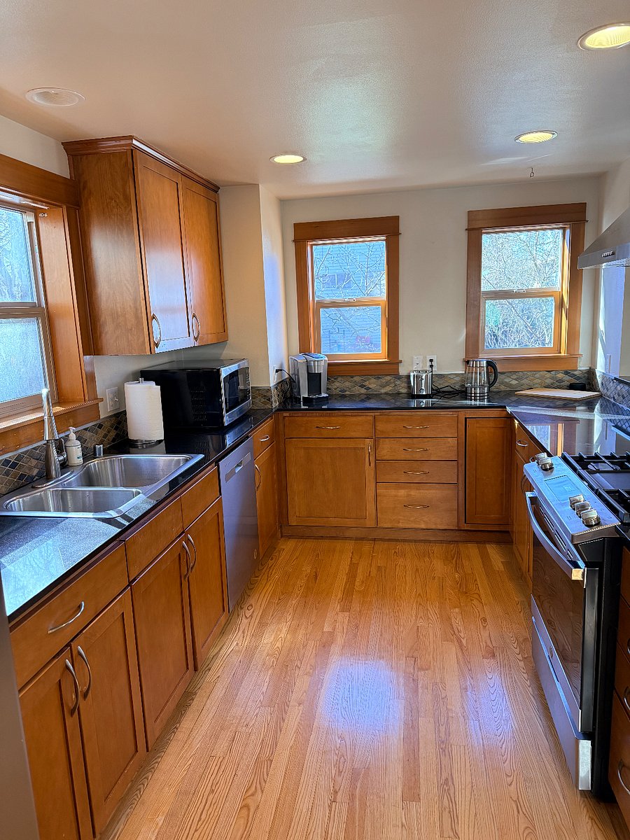 Furnished Finder property 1011866_1 photo 3