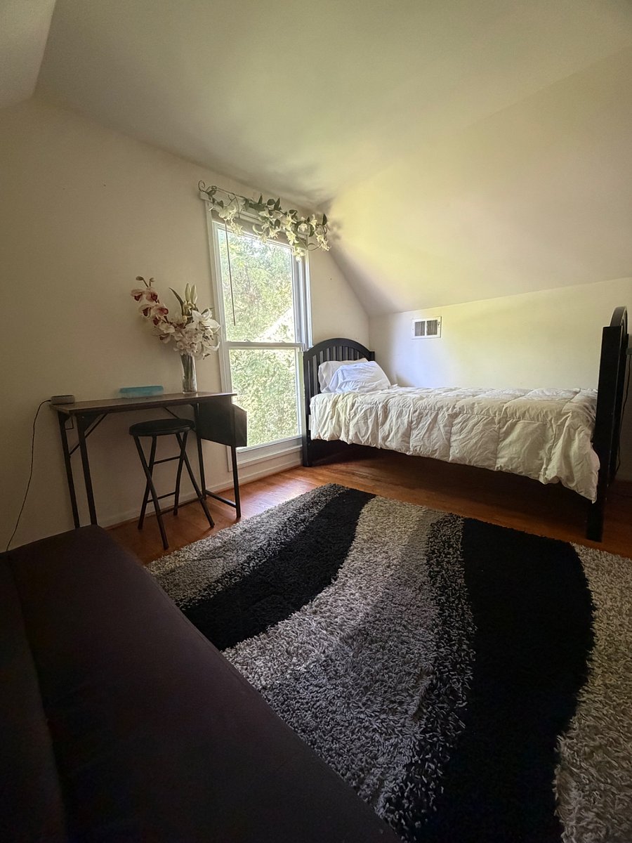 Furnished Finder property 1011877_1 photo 3
