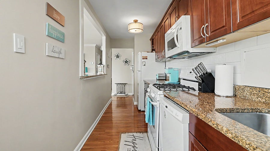 Furnished Finder property 1011922_1 photo 17