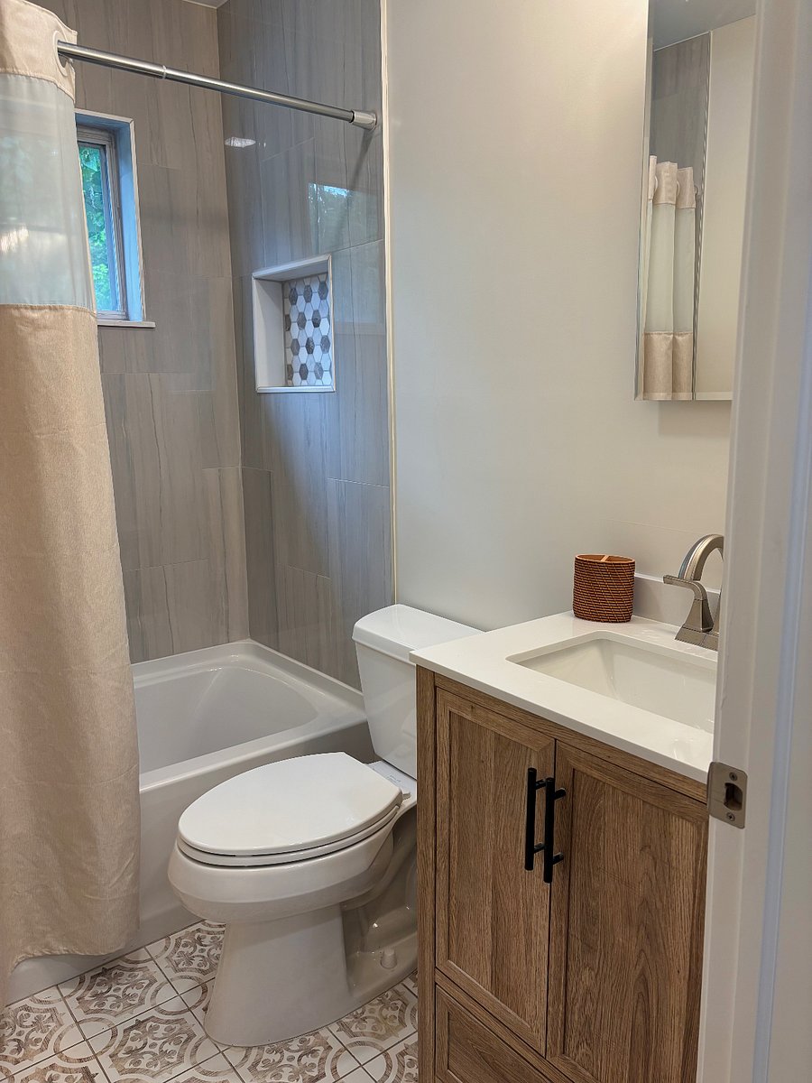 Furnished Finder property 1011928_1 photo 3