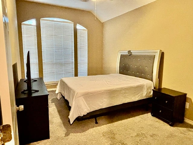 Furnished Finder property 1012012_1 photo 18