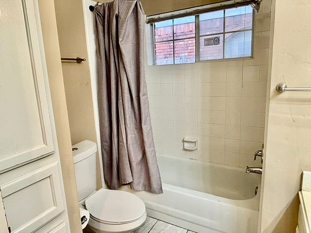 Furnished Finder property 1012012_1 photo 24