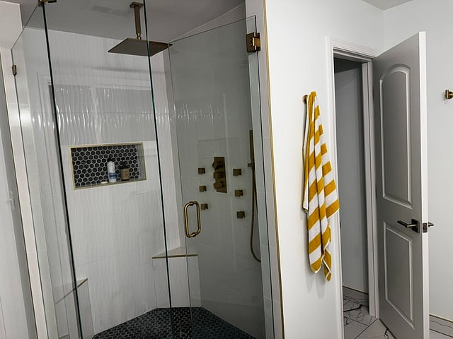 1st Master bathroom