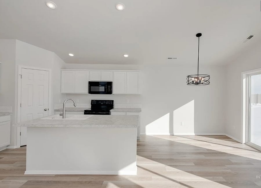 Furnished Finder property 1012017_1 photo 3