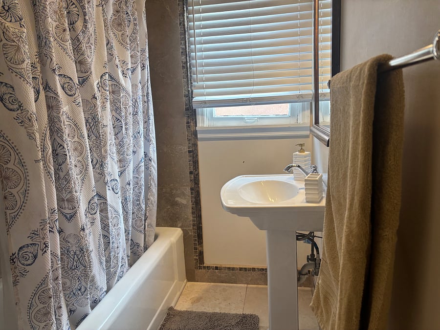Furnished Finder property 1012049_1 photo 4