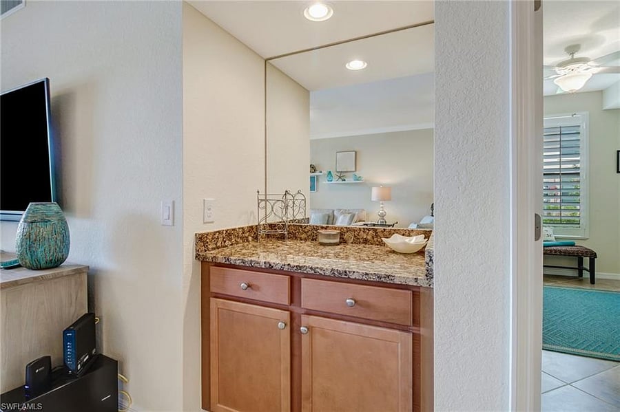 Furnished Finder property 1012082_1 photo 5