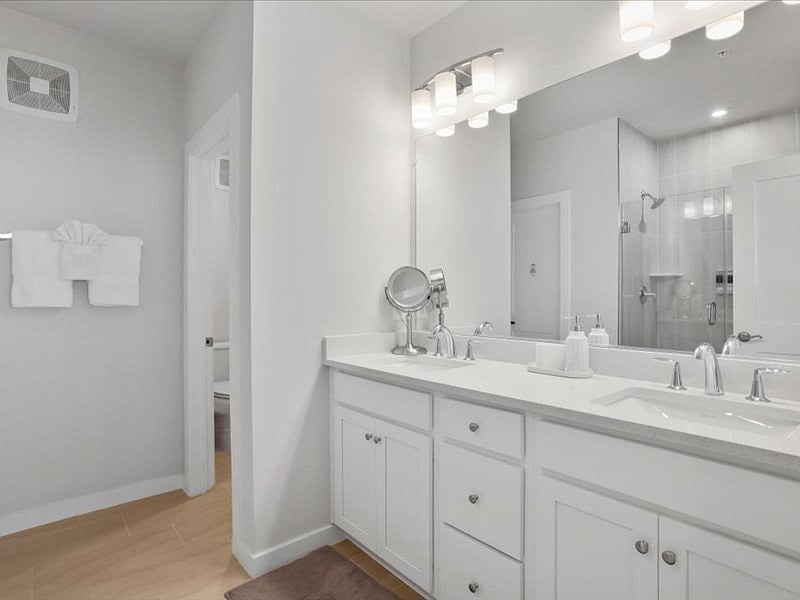 Furnished Finder property 1012104_1 photo 12