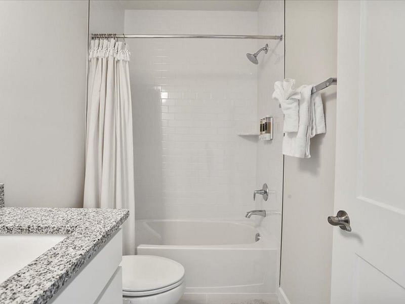 Furnished Finder property 1012104_1 photo 16