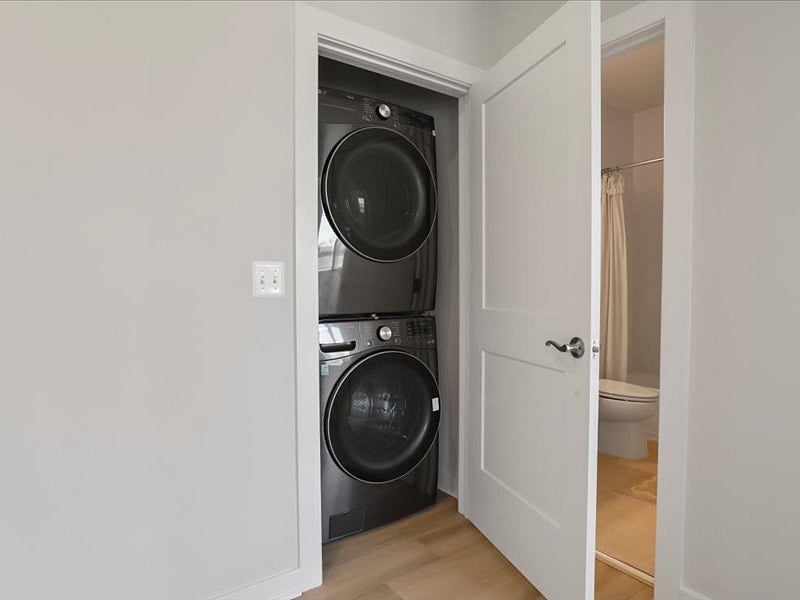 Furnished Finder property 1012104_1 photo 22