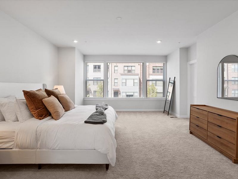 Furnished Finder property 1012104_1 photo 10
