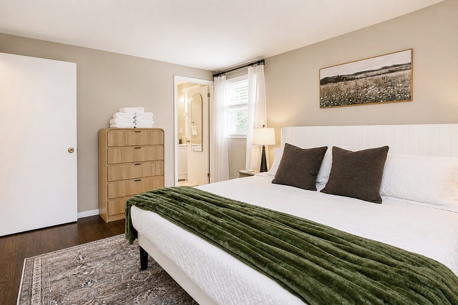 Furnished Finder property 1012105_1 photo 12
