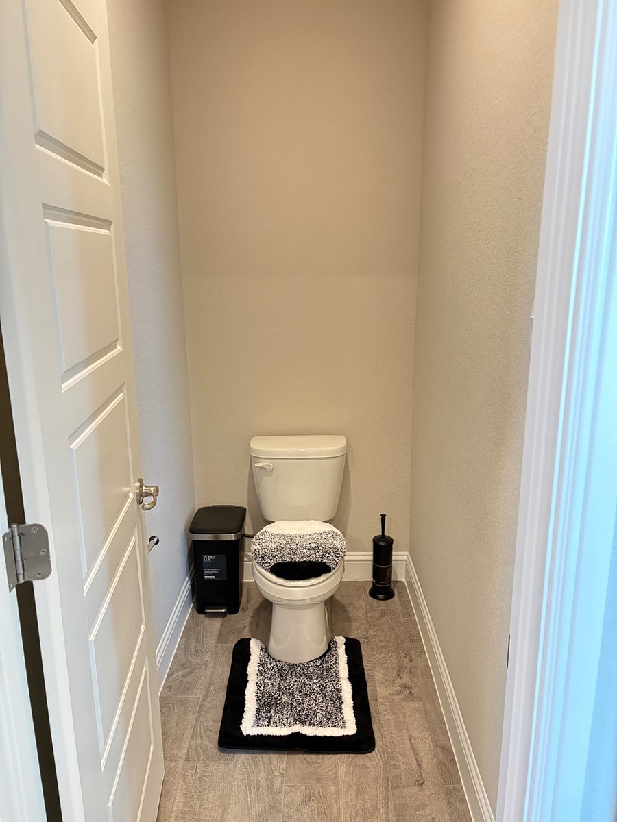 Furnished Finder property 1012117_1 photo 17