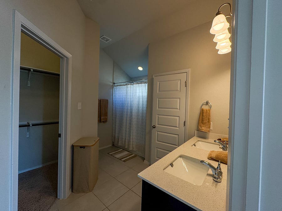 Furnished Finder property 1012127_1 photo 6