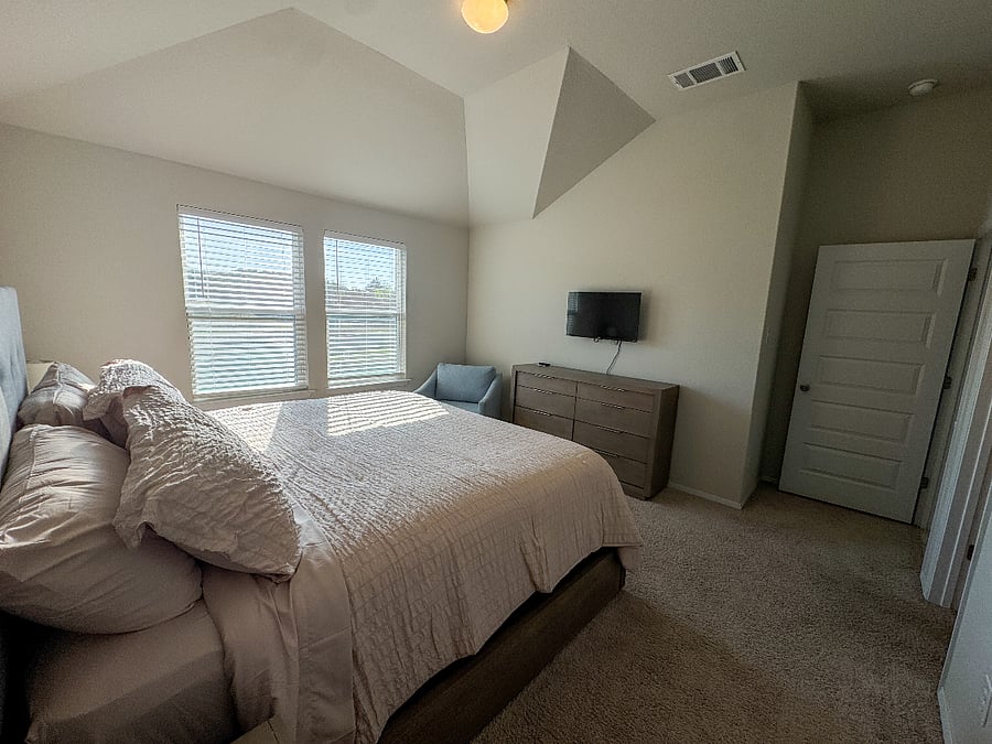 Furnished Finder property 1012127_1 photo 12