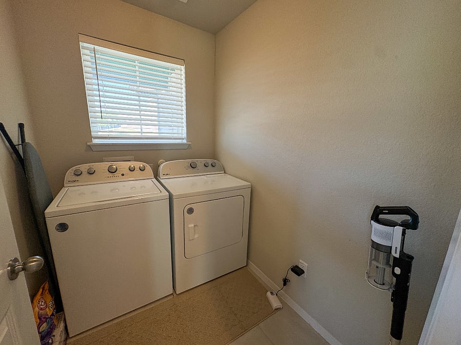 Furnished Finder property 1012127_1 photo 13