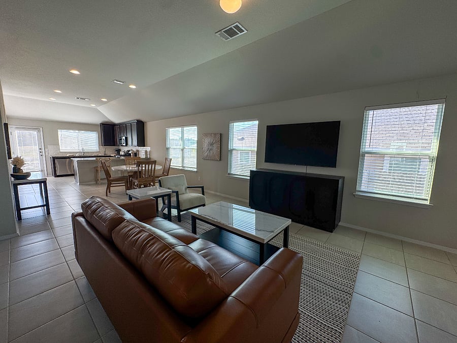 Furnished Finder property 1012127_1 photo 17