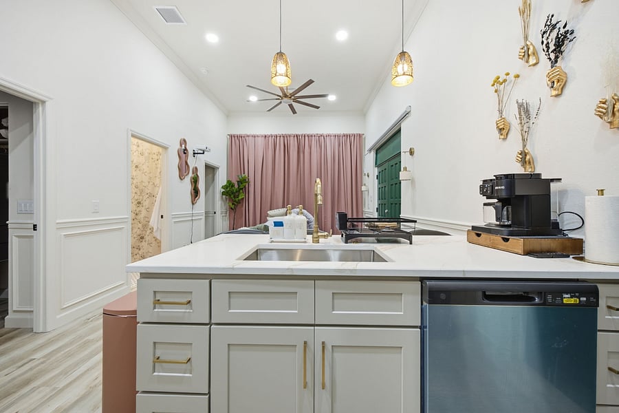 Furnished Finder property 1012207_2 photo 14