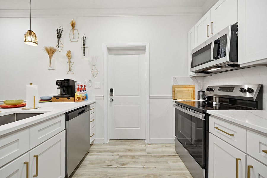 Furnished Finder property 1012207_4 photo 15